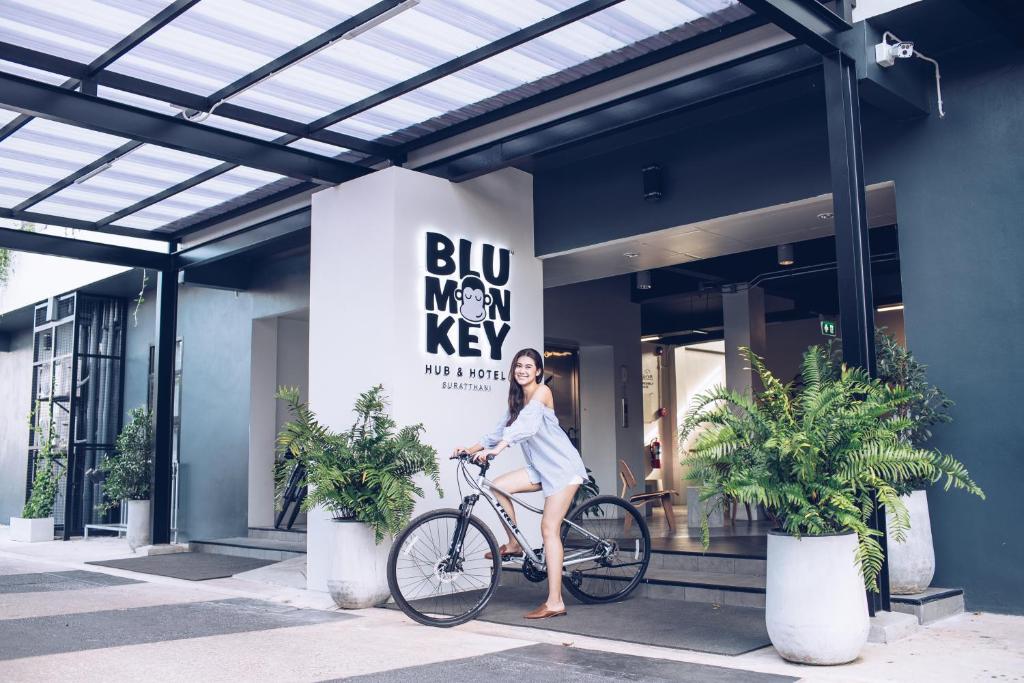 Blu Monkey Hub & Hotel Surat Thani