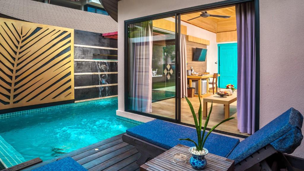 Weekender Resort Weekender Resort