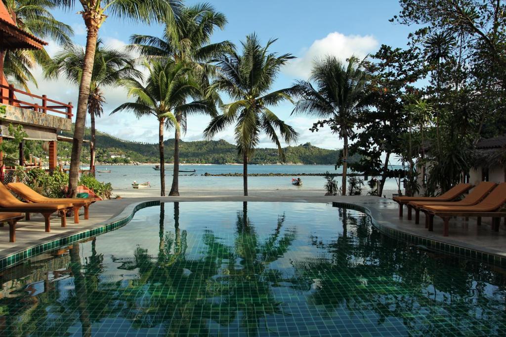Longtail Beach Resort Longtail Beach Resort