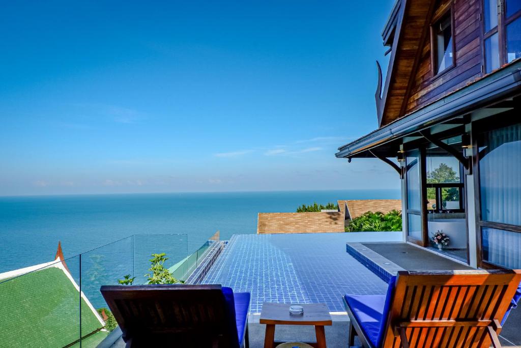 Sandalwood Luxury Villa Resort Sandalwood Luxury Villa Resort