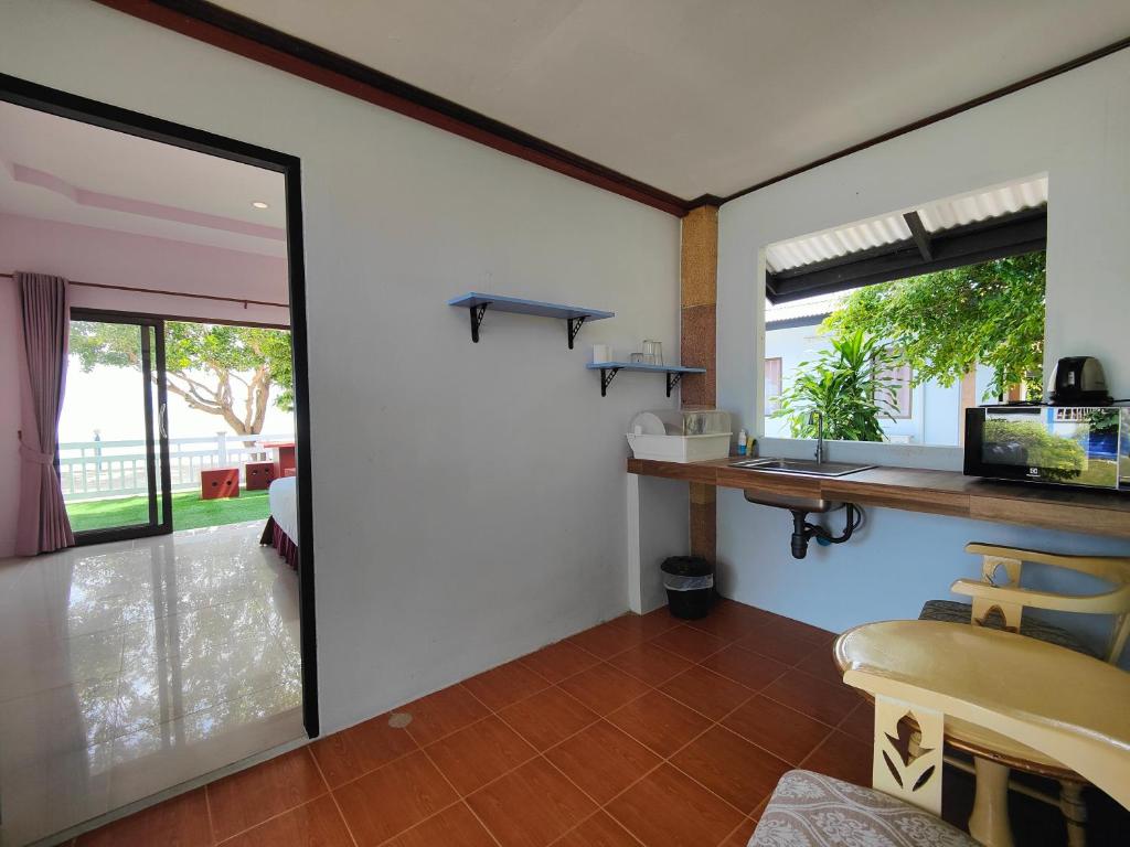 Rung Arun Resort Rung Arun Resort
