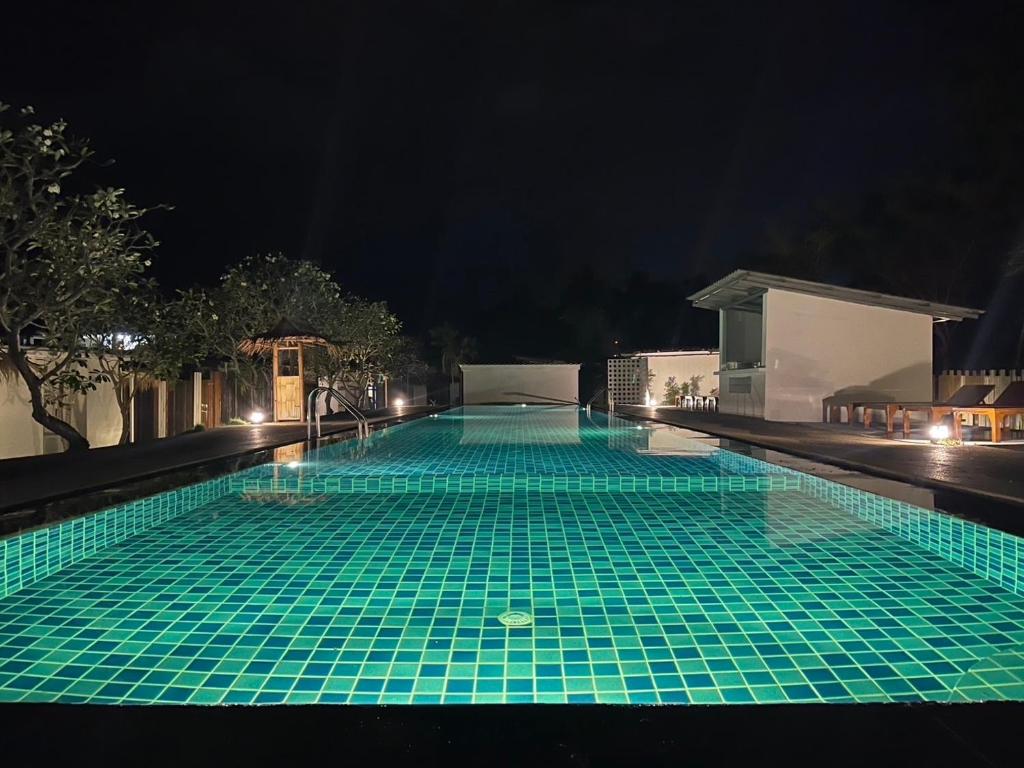 Sea Escapes Resort