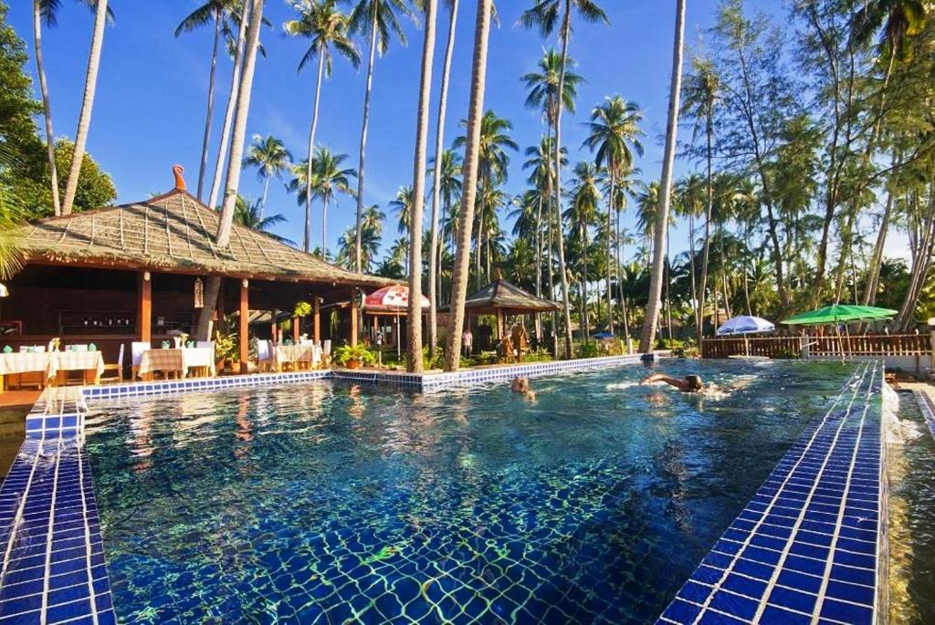 Lipa Bay Resort Lipa Bay Resort