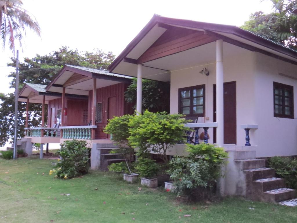 Blue Lotus Resort Blue Lotus Resort