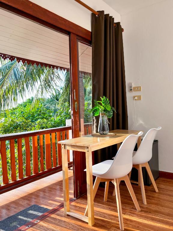 Secret Place Hotel and Restaurant Secret Place Hotel and Restaurant
