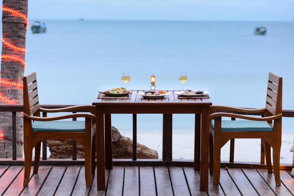 PingChan Koh Phangan Beachfront Resort