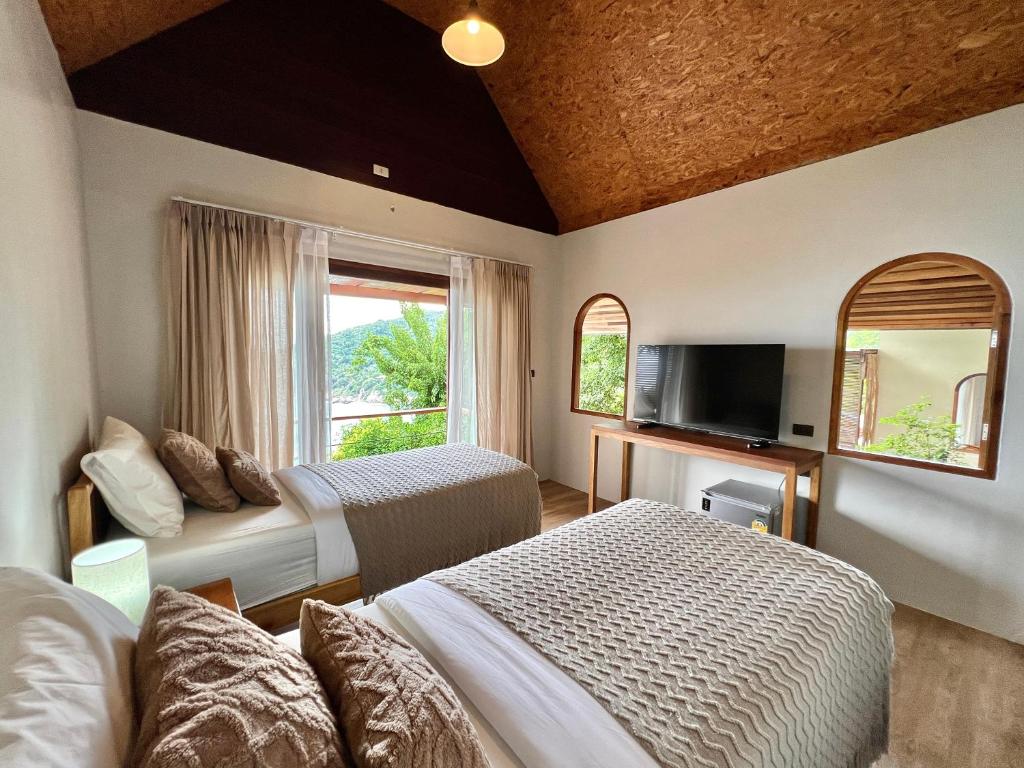 Baan Talay Resort & Yoga Baan Talay Resort & Yoga