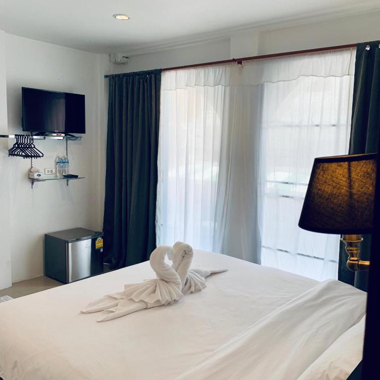Chaweng best hotel and hostel samui