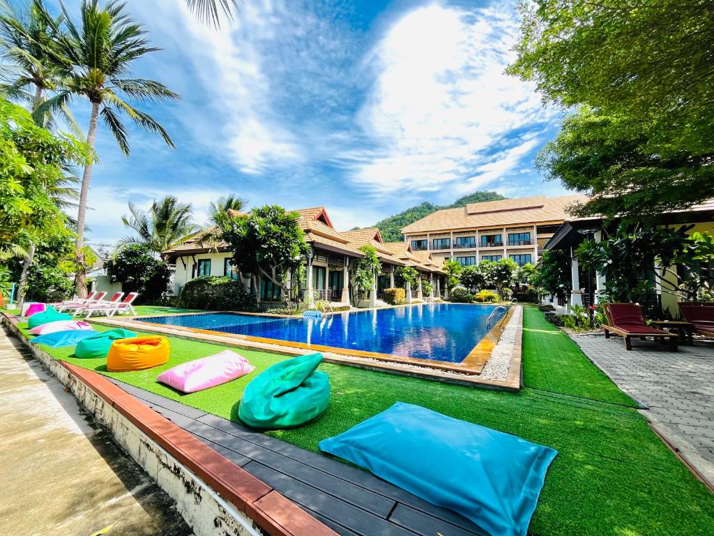 Poolsawat Villa - SHA Plus