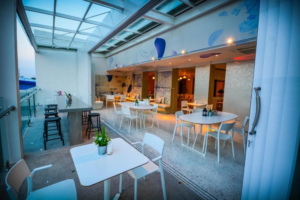 Comet Hotel Surat Thani Comet Hotel Surat Thani