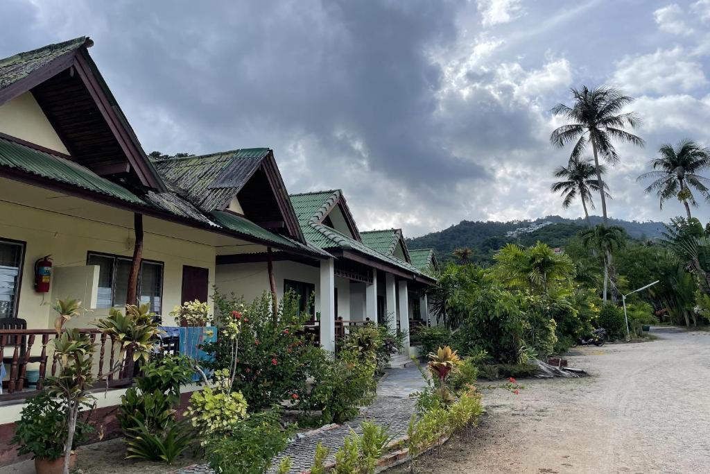 Sea Breeze Bungalow Sea Breeze Bungalow