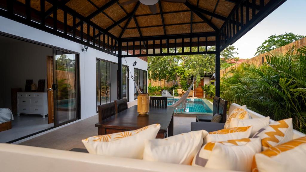 Temple villas Koh Phangan