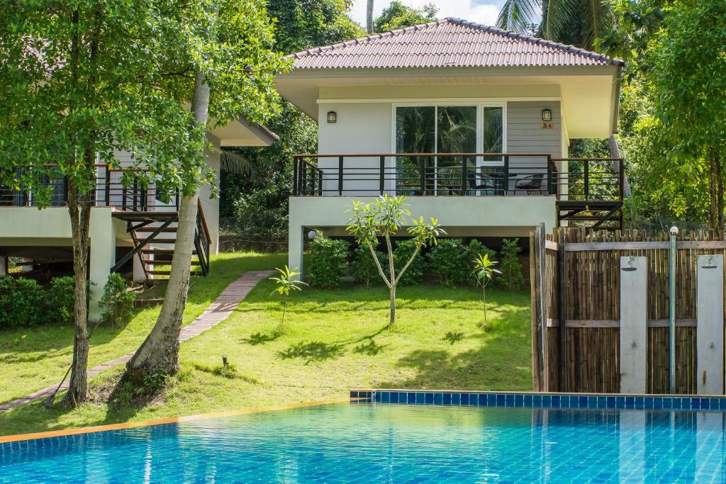Phangan Akuna Phangan Akuna