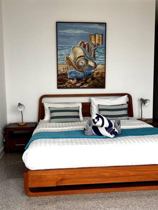 Spectacular 95sqm Sea View, Gym and Pool facilities Spectacular 95sqm Sea View, Gym and Pool facilities