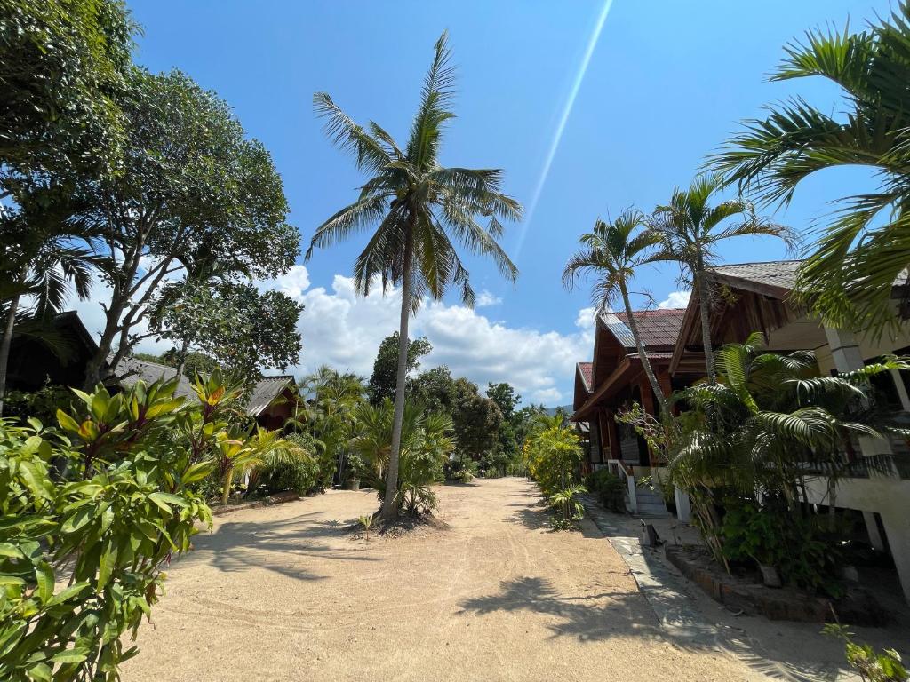 Anong Villa Anong Villa