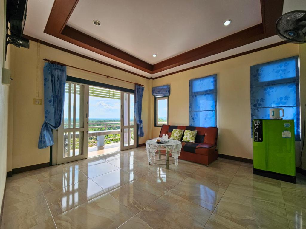 Baan Khao Noi Resort