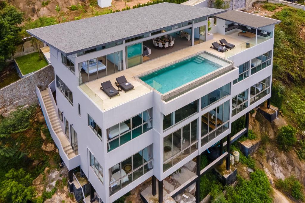 Luxurious Villa Anushka - breathtaking sea views and dedicated housekeeping staff Luxurious Villa Anushka - breathtaking sea views and dedicated housekeeping staff