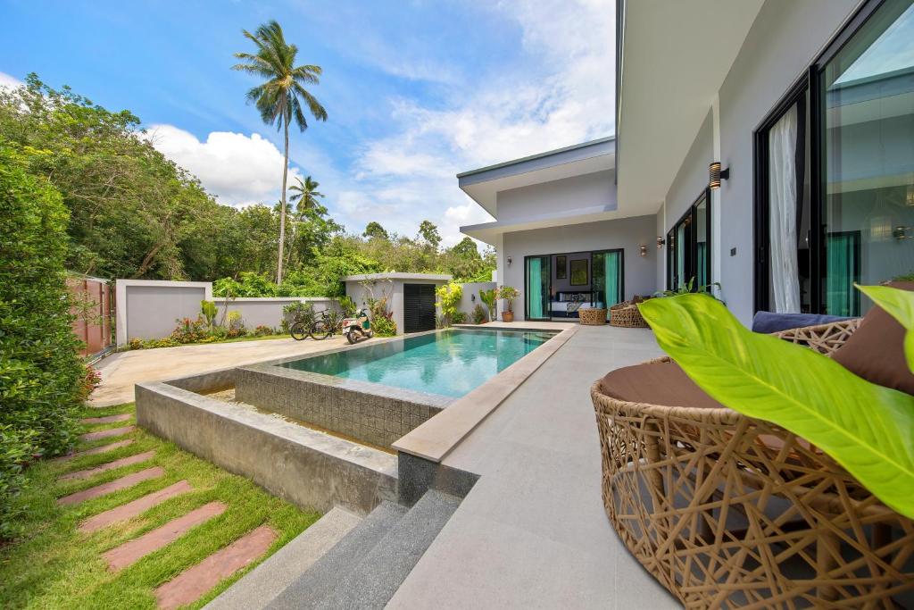 Baan Bua Baan Bua