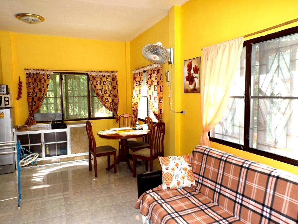 Mango House Mango House
