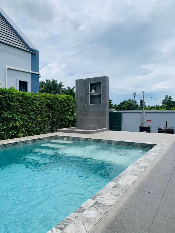 286poolvilla