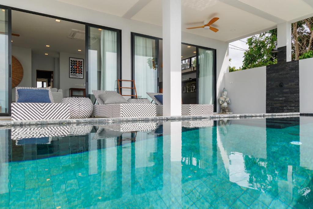 Serenity Villa piscine privée vue mer ! Serenity Villa piscine privée vue mer !
