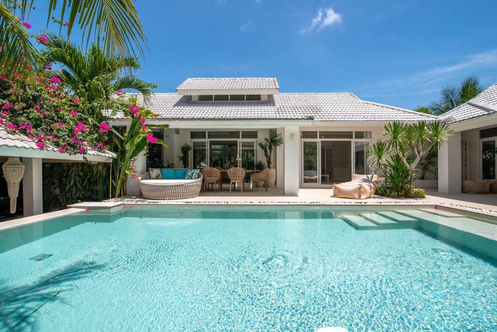 Luxury Villa MISS KOH Bophut Luxury Villa MISS KOH Bophut