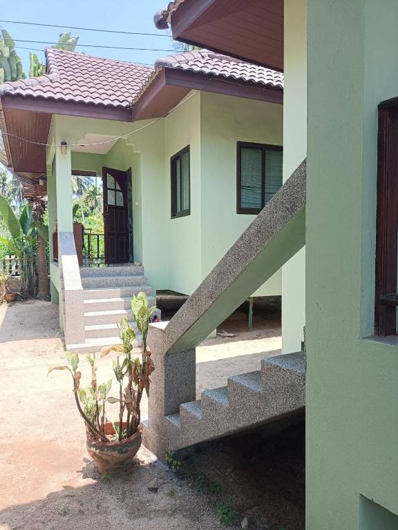 Wasin House One Bedroom - Maenum Wasin House One Bedroom - Maenum