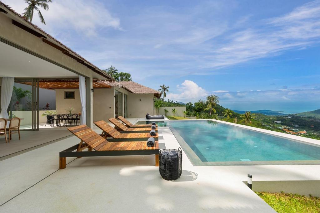 Designer's Delight: Lilly Belle: 4 Bed Pool Villa