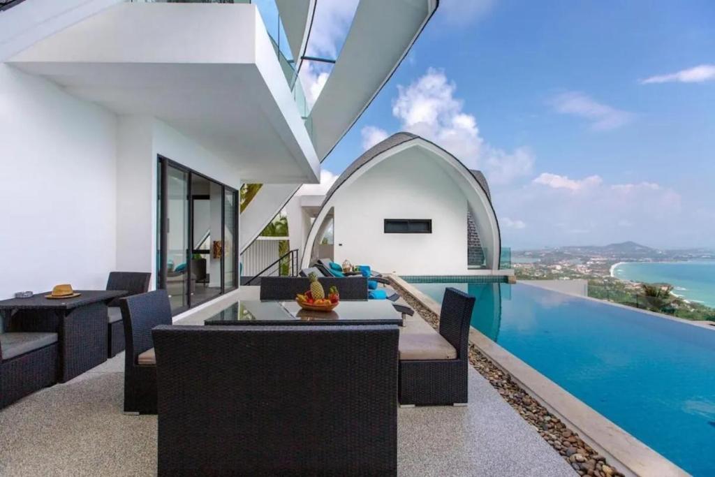 Villa Moon Paradise 4br Pool & Panorama Views