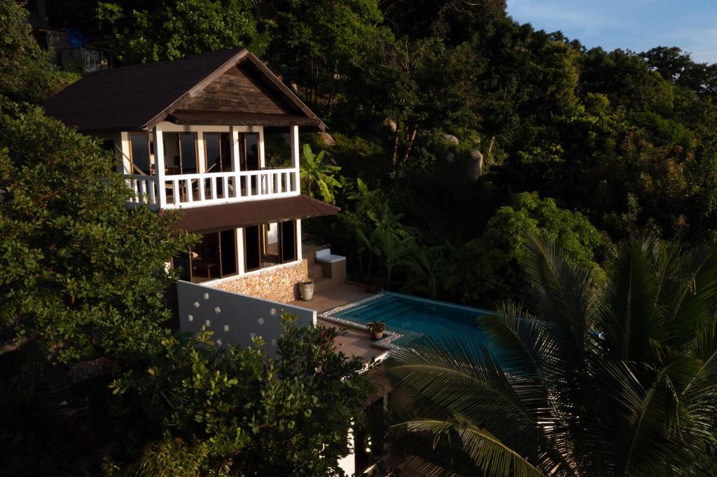 White Azure Villa Two White Azure Villa Two