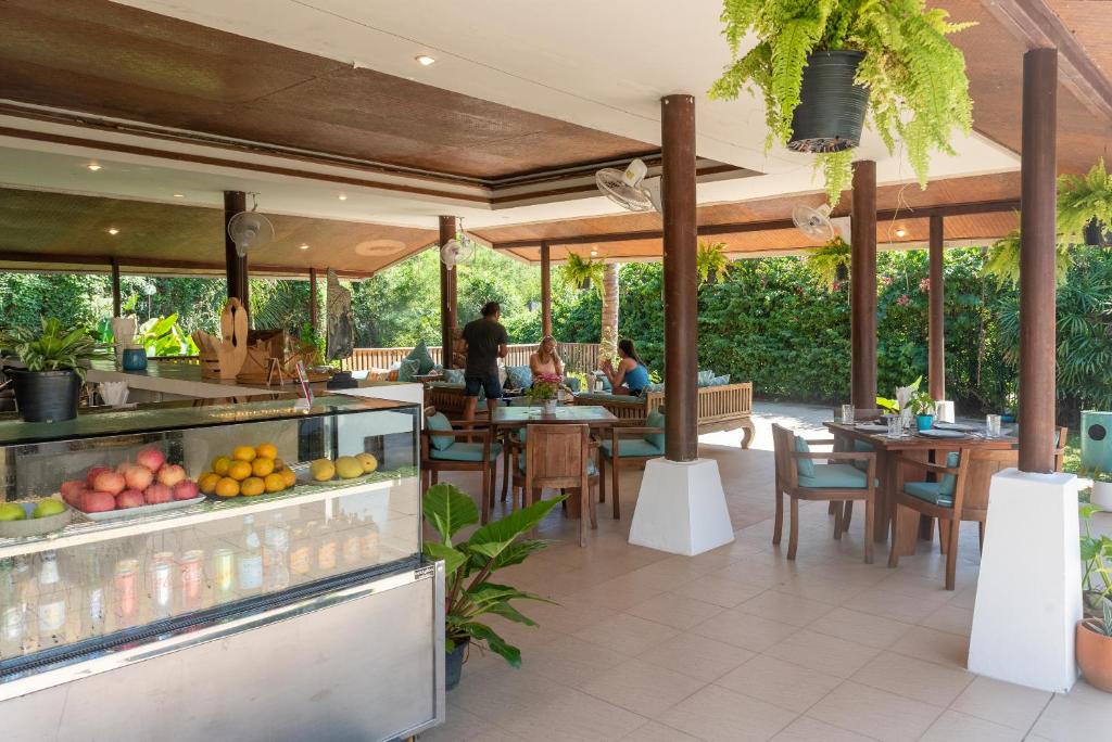 Beachfront Resort Villa Baan Tawan 3BR Beachfront Resort Villa Baan Tawan 3BR