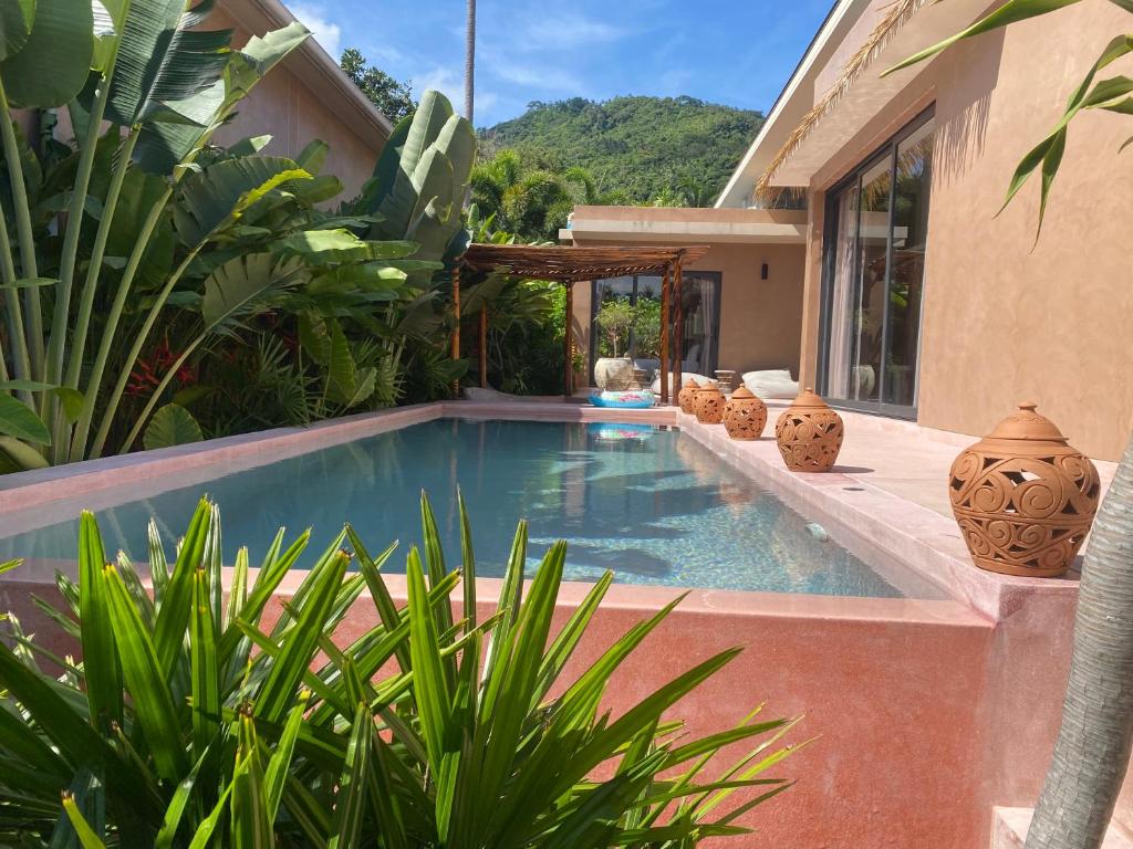 Villa Terracotta 2 - 3 Bedrooms - Lamai Coconut Grove Villa Terracotta 2 - 3 Bedrooms - Lamai Coconut Grove