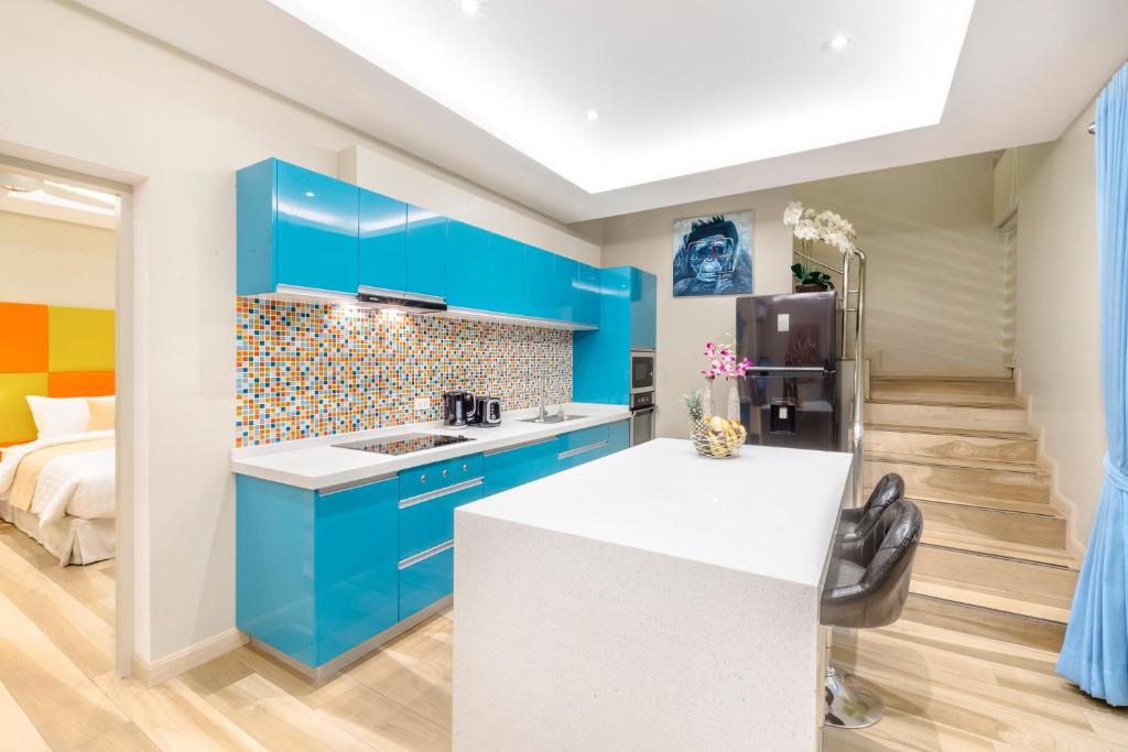 4-bdr luxury villa at a villa resort with beach club and concierge service 4-bdr luxury villa at a villa resort with beach club and concierge service