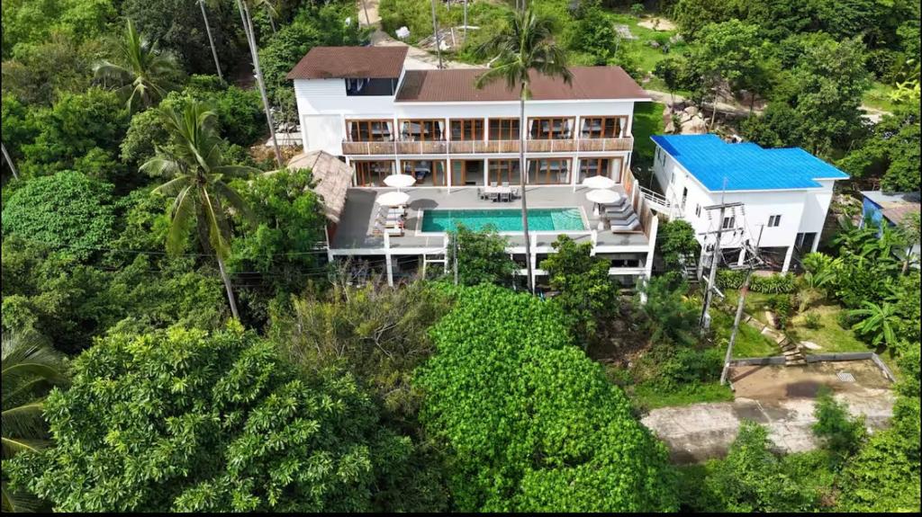 8 Bedroom Monkey Villa Room 105 8 Bedroom Monkey Villa Room 105
