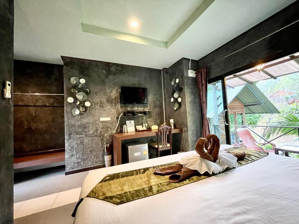 Khao Sok Green Valley Resort - SHA Certified Khao Sok Green Valley Resort - SHA Certified