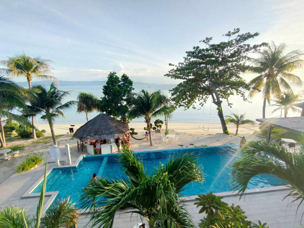 Sunset Beach Villas Free Shuttle Bus Pickup 10am and 12pm Sunset Beach Villas Free Shuttle Bus Pickup 10am and 12pm