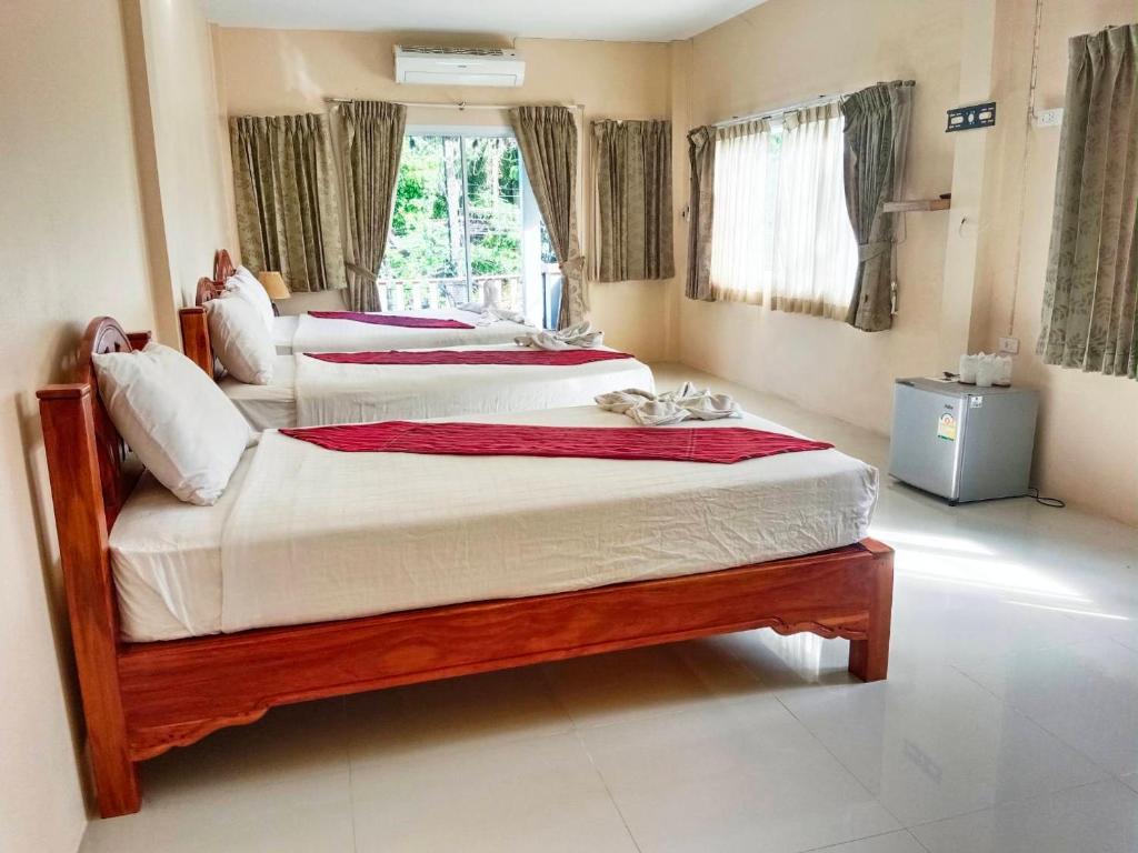 Khao-Sok Bed and Breakfast Khao-Sok Bed and Breakfast