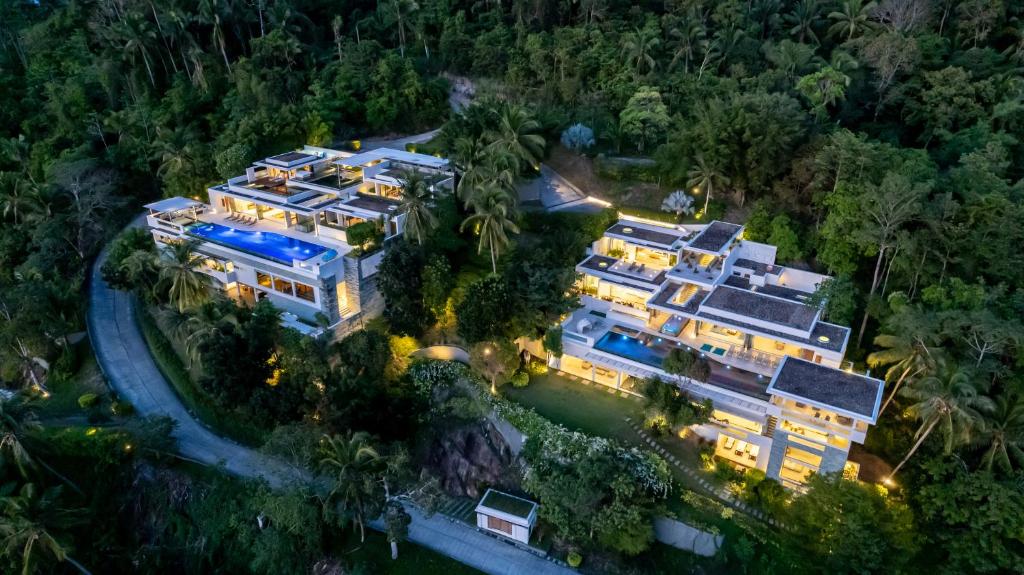 Lime Samui 10: Perfect for Families and Events Lime Samui 10: Perfect for Families and Events