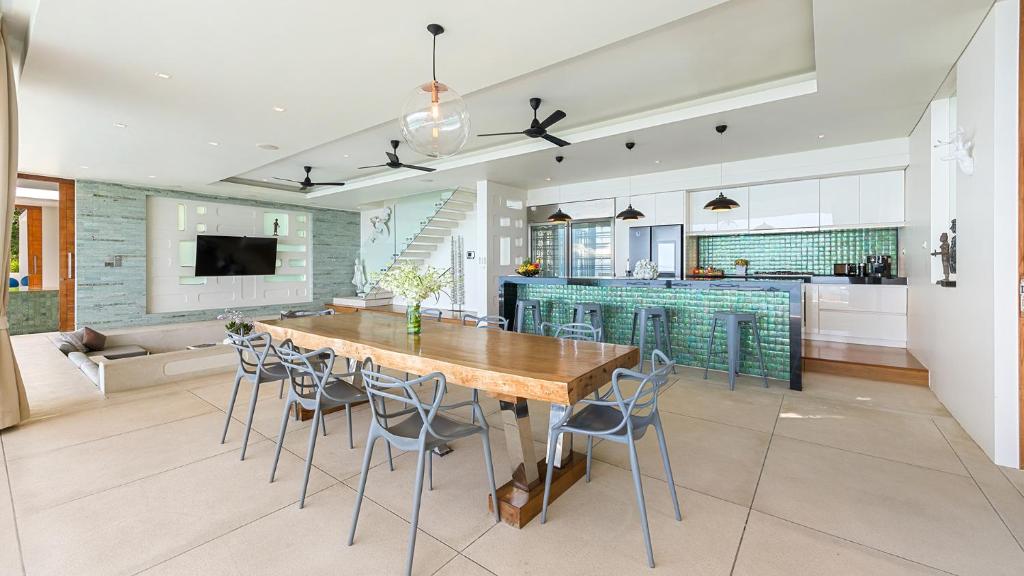 Lime Samui 10: Perfect for Families and Events Lime Samui 10: Perfect for Families and Events