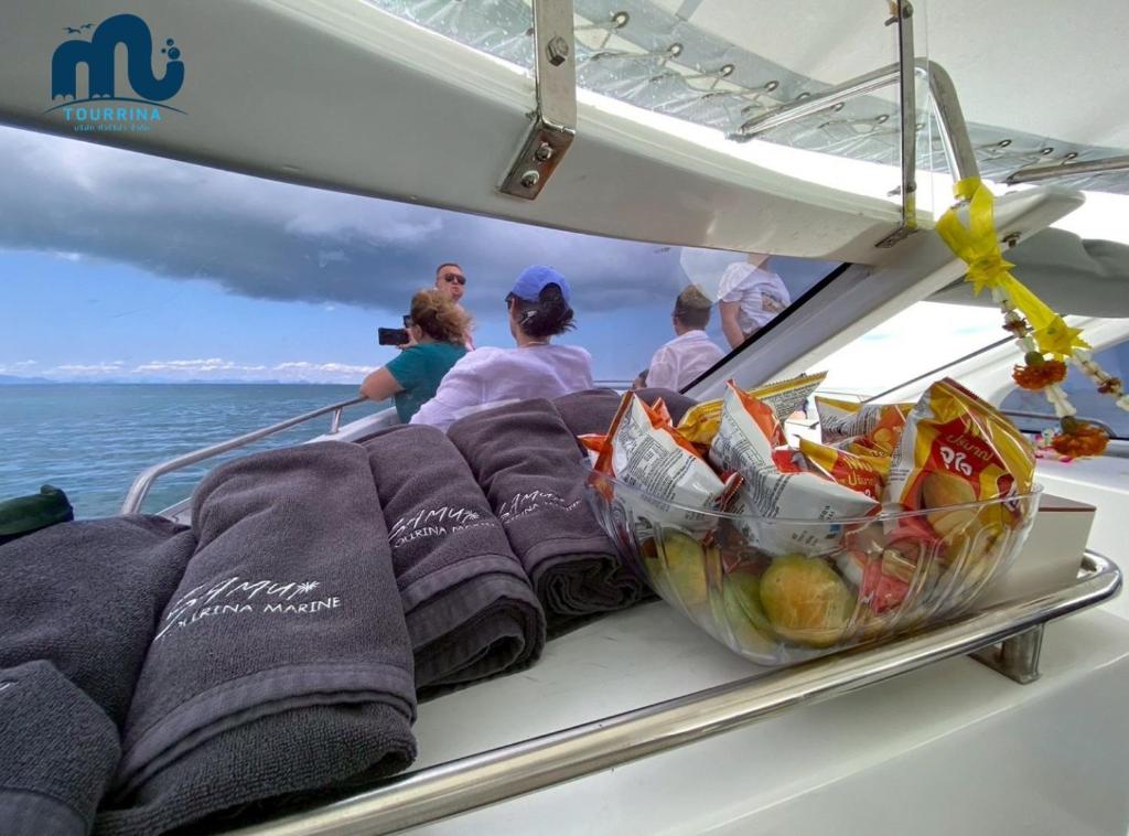 Tourrina Speedboat
