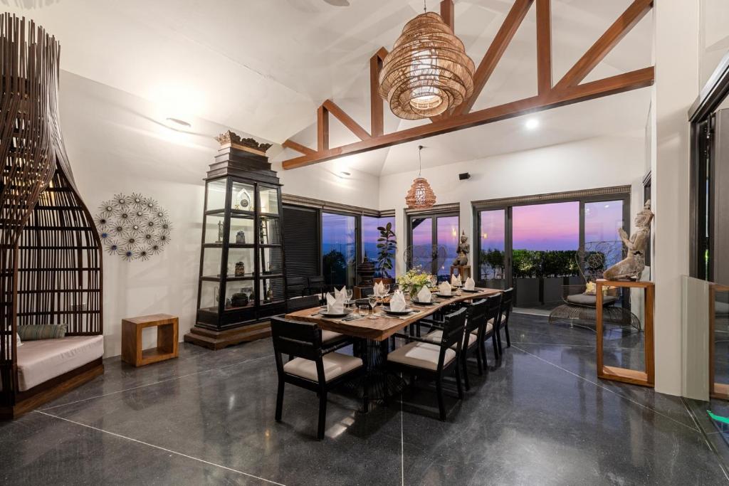 Villa Skyfall - Unforgettable Panoramic Sea Views Villa Skyfall - Unforgettable Panoramic Sea Views