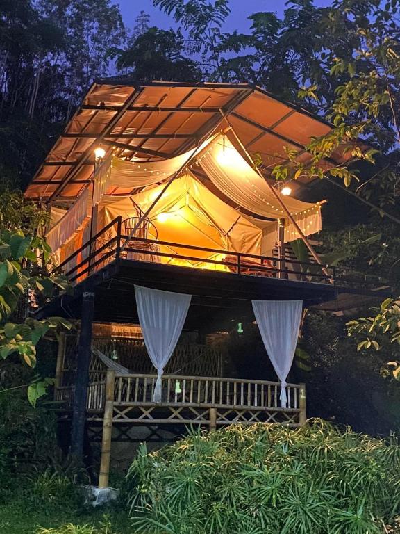 บ้านชมจันทร์ บ้านสวนสราญชล บ้านชมจันทร์ บ้านสวนสราญชล